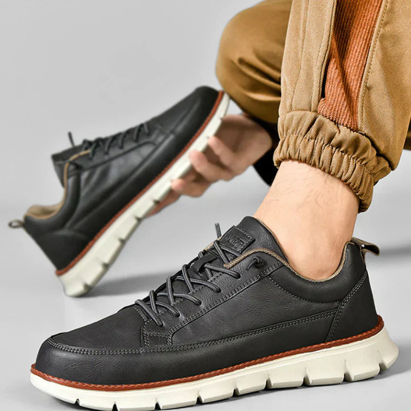 Novaya | Leather Sneakers