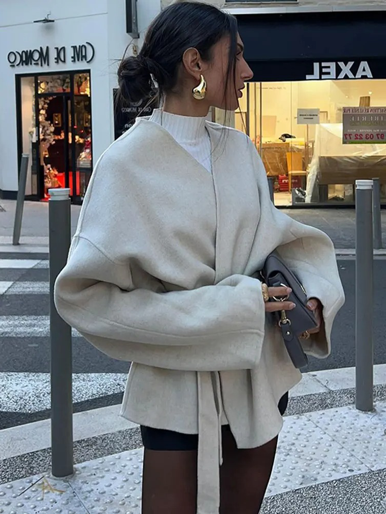 Novaya | Elle Vest