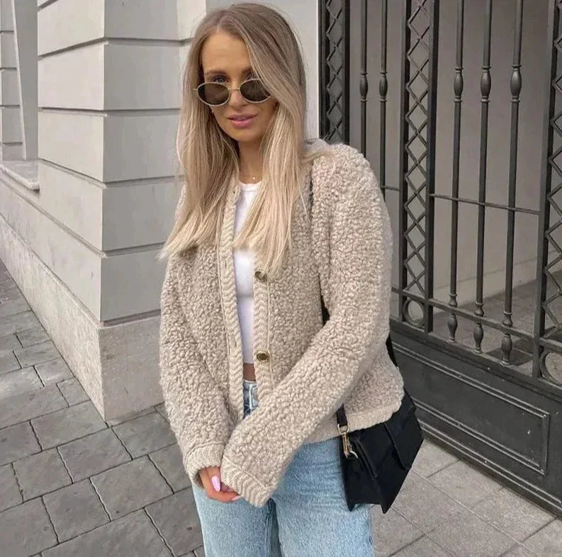 Novaya | Celine Vest
