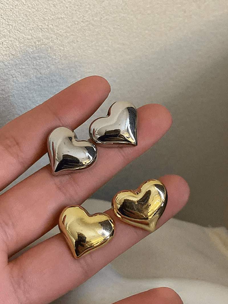 Novaya | Heart Earrings